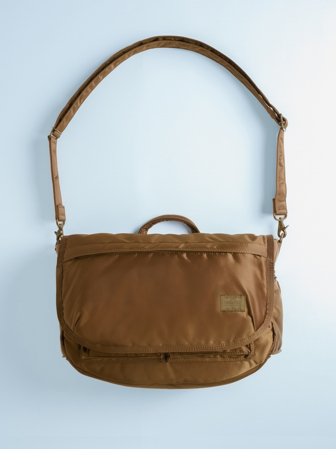 COMMUNICATOR BAG ¥99,000- (tax included)