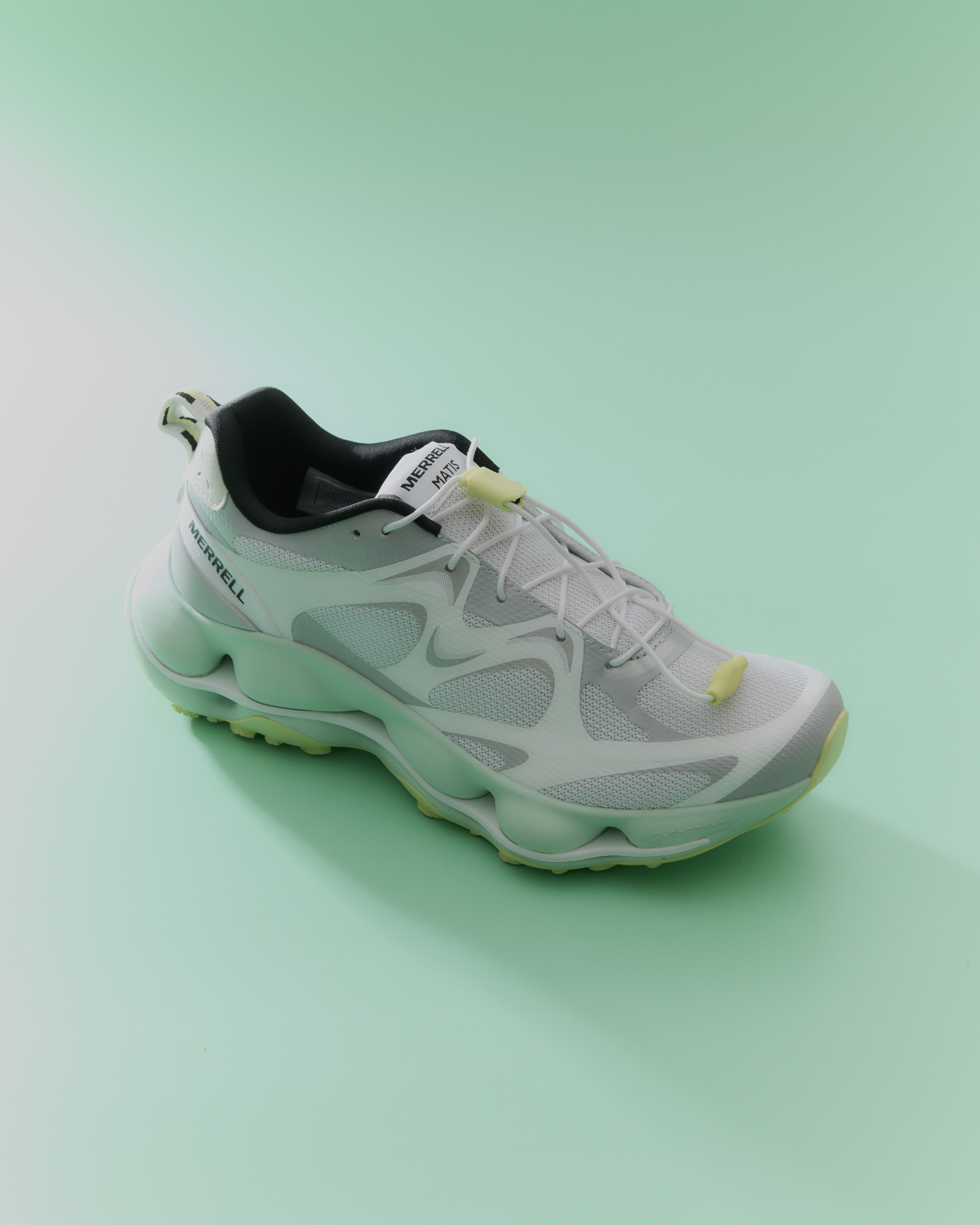 SPEED ARC MATIS (Women’s) ¥25,300（税込）