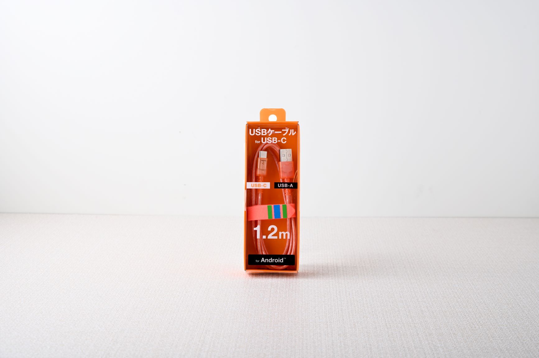 USBーCケーブル A to C 1.2m 1,480円(税込)