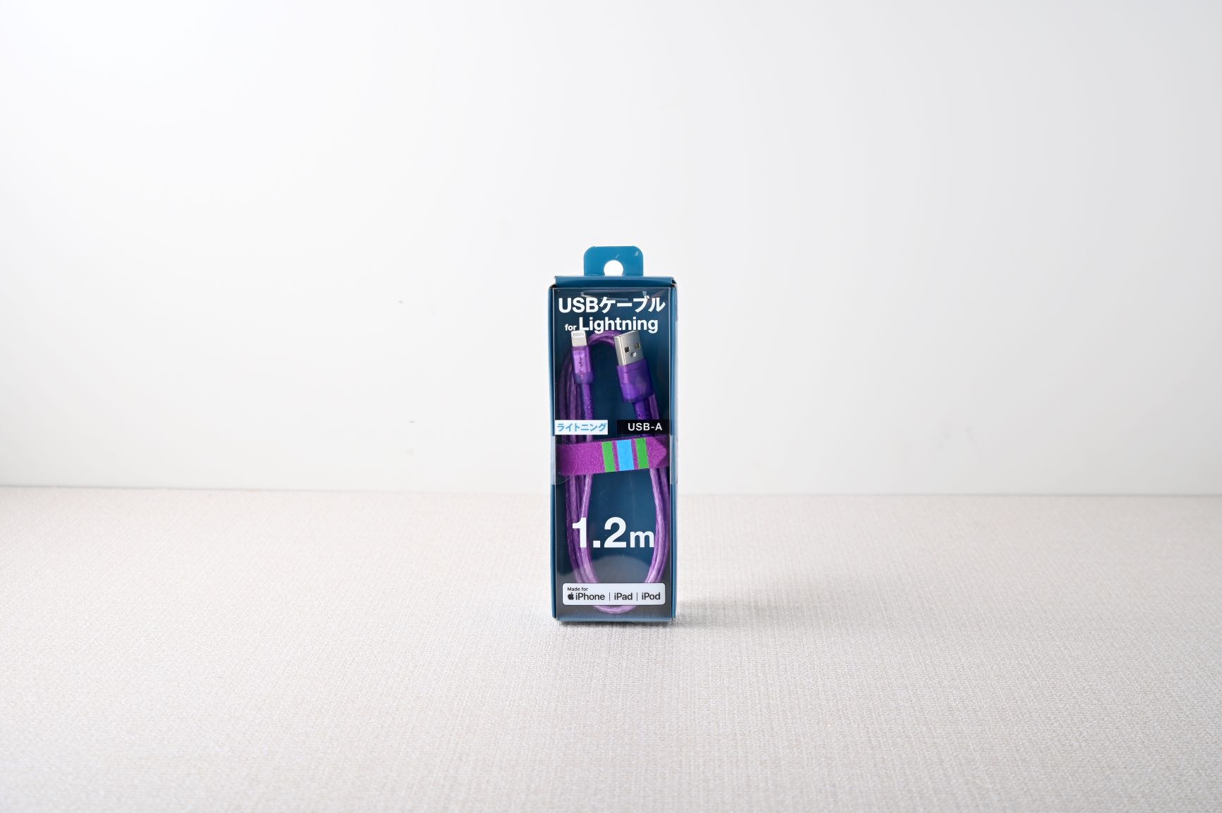 ライトニングケーブルA to L 1.2m 1,980円(税込)