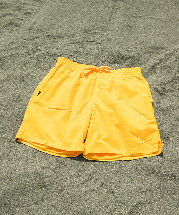 ¥7,590 (税込)