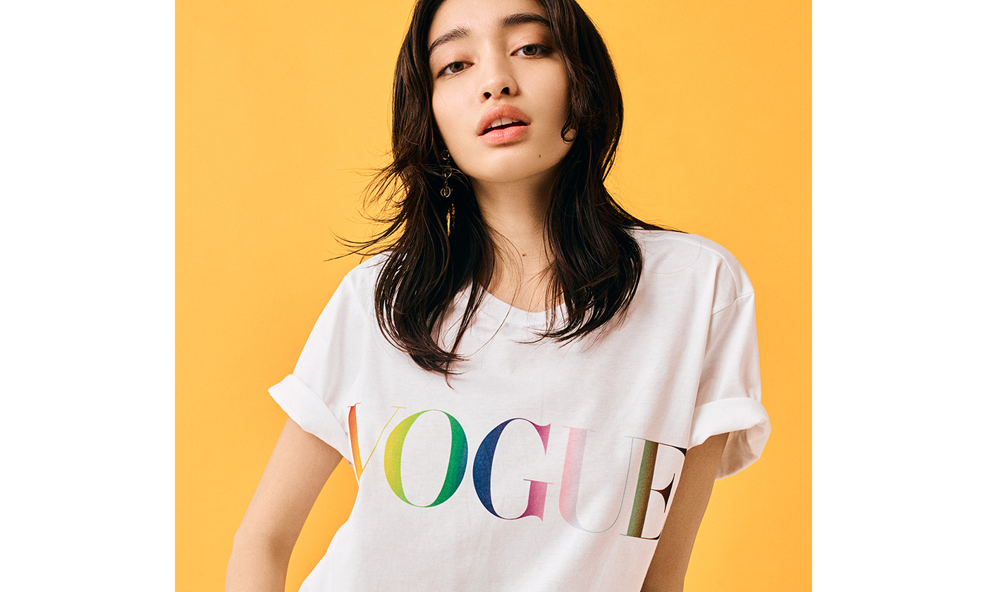 6月の「プライド月間」に合わせVOGUE CollectionからレインボーカラーロゴのTシャツ登場