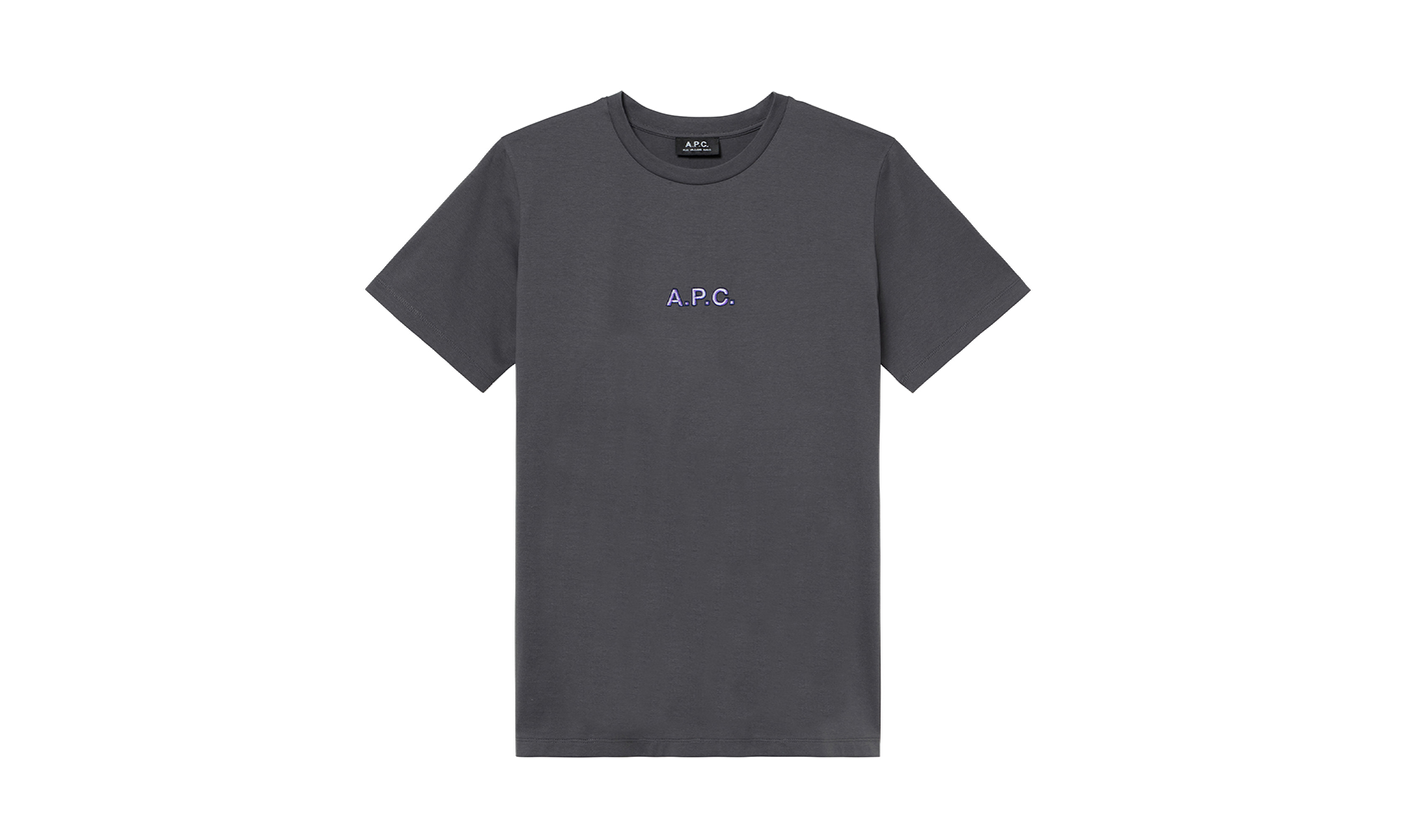 A.P.C. 路面店限定カラーロゴTシャツを4月28日（金）から発売