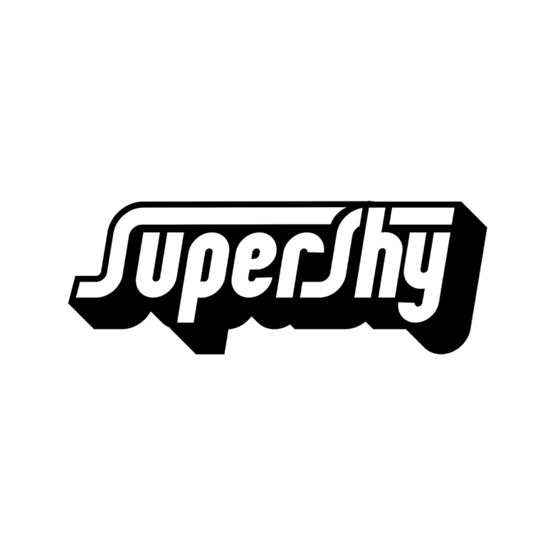 トム・ミッシュのダンス・ミュージック・プロジェクト 「SUPERSHY」 国内盤CDが発売記念してグッズが登場