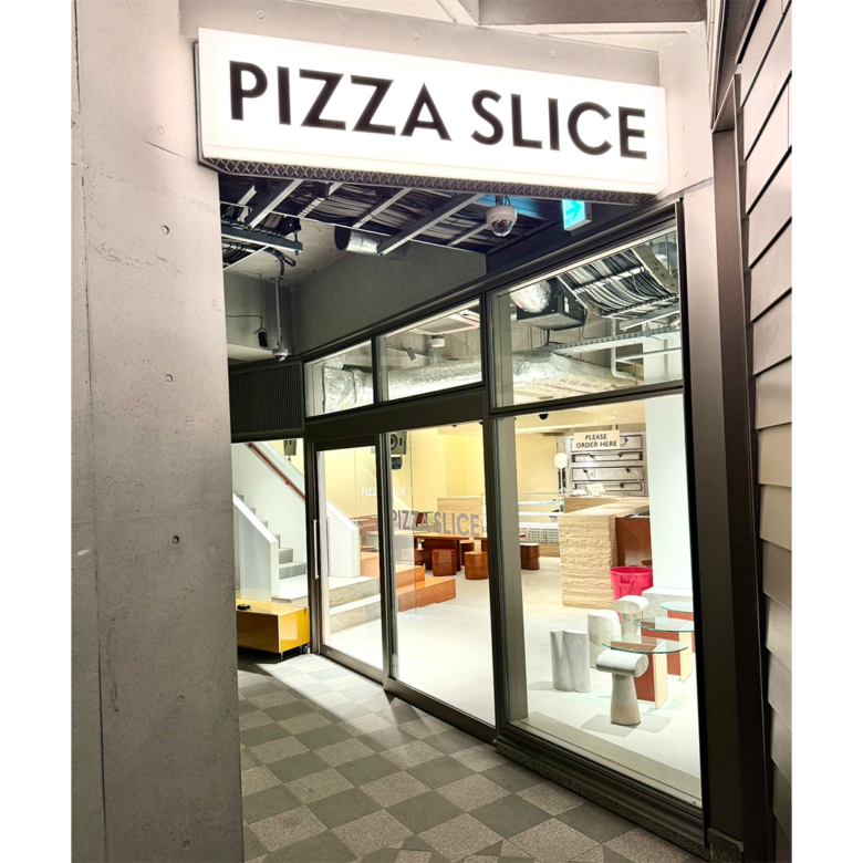 PIZZA SLICE が原宿・キャットストリートに新店舗グランドオープン 