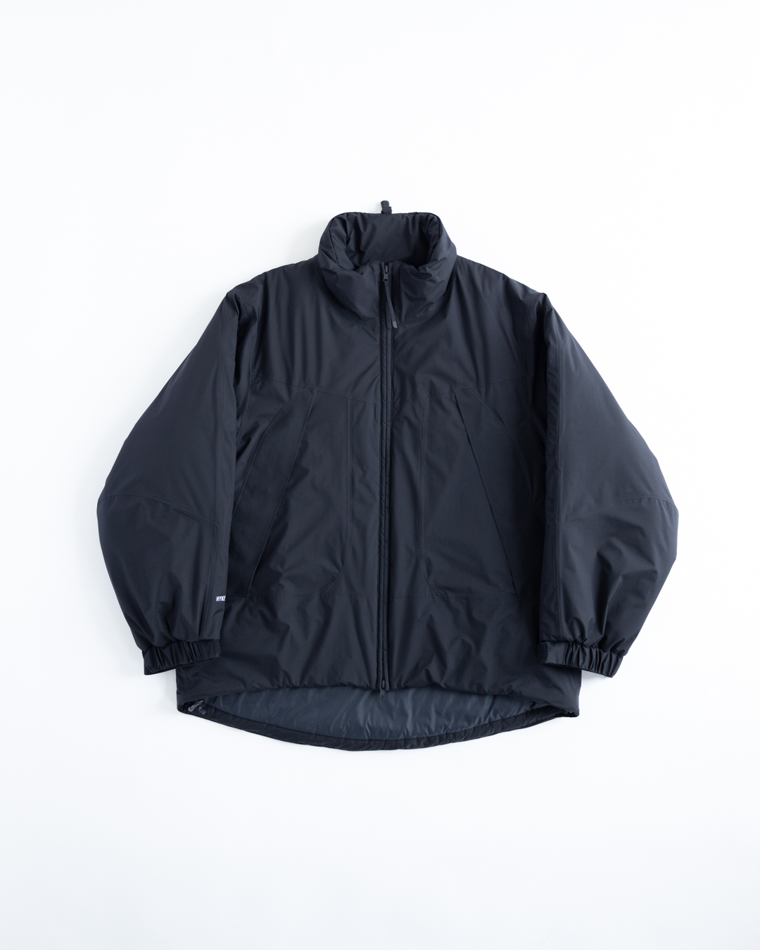 HYKEの別注アイテム”PERTEX PUFF JACKET”が10月11日(金)から数量限定で発売