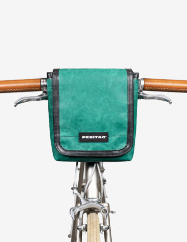 【フライターグ】自転車と歩行をシームレスに繋ぐ新作「Easy Riders」が登場。ハンドル・フレーム・サドルにフィットする3つの相棒