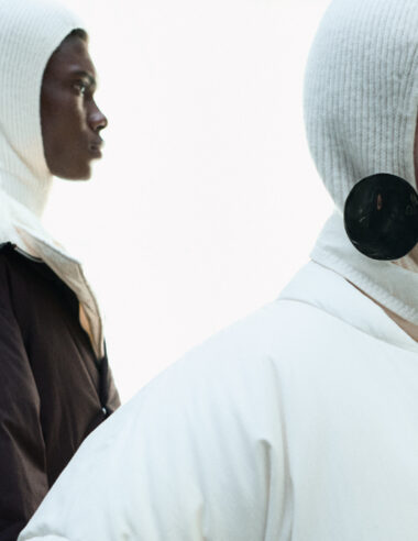 ＜News＞【Moncler + Jil Sander】初のコラボ。自然界の静かなエレガンスと山の伝統が融合した限定コレクション。