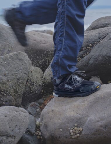 ＜News＞Altra(アルトラ)で人気のあるローンピークを基にand wanderのモード感やデザイン性が融合したモデル登場