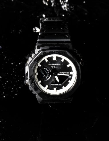 【ロンハーマン】G-SHOCK別注「GA-B2100」が限定発売。ホワイトのコントラストが映える、ミニマルを極めた特別仕様の一本