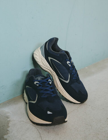 ＜News＞ MOONSTAR 810s × URBAN RESEARCH DOORS 別注STUDENネイビー登場