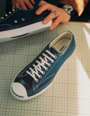 【コンバース】「懐古趣味」を卒業する。N.HOOLYWOOD尾花氏が語る、新生ジャックパーセル1935の“1ミリの審美眼”。