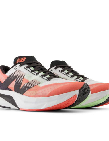 ＜News>  寒いからいいシューズで走りたい、履けばわかるさ！ニューバランスから限定コレクション登場