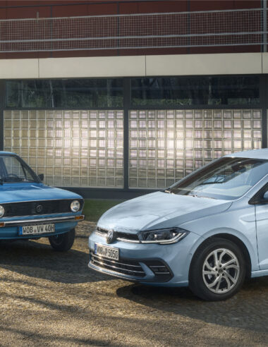 【フォルクスワーゲン】名車ポロが50周年！特別な専用色と豪華装備を纏ったアニバーサリーモデル「Polo Edition 50」登場