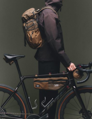 【Pas Normal Studios × PORTER】北欧サイクリング美学×吉田カバン！サイクリストに寄り添った最新コラボ全6型が発売